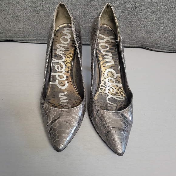 Sam Edelman size 7.5 silver snake skin heels - Picture 3 of 3